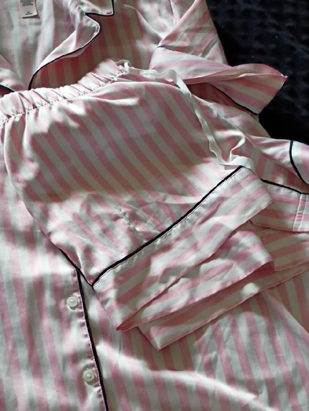 Women's Victoria Secret Pink Stripe Short Pajama Set - Classic Piped Sleepwear - Picture 4 of 4